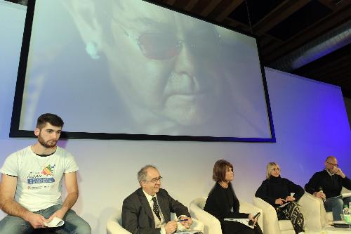 L'assessore Rosolen nel corso dell'evento dedicato al Fondo sociale europeo